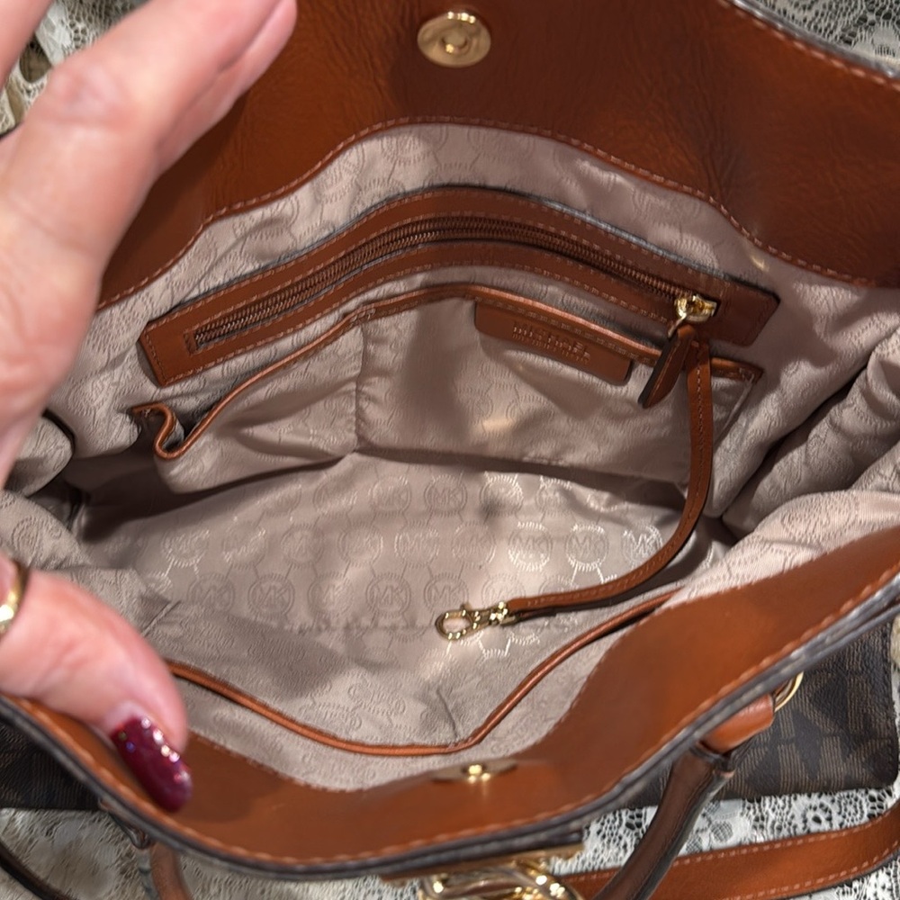 Michael Michael Kors large Hamilton Brown Signature Tote Bag EUC - Picture 9 of 15